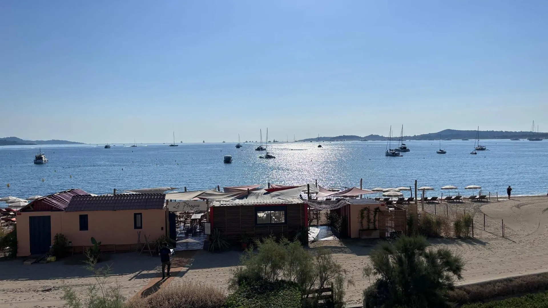 Appartement Front De Mer, Plage Vue Mer Grimaud