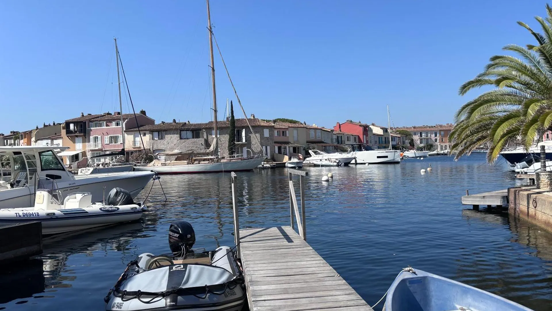 Appartement Front De Mer, Plage Vue Mer Grimaud France