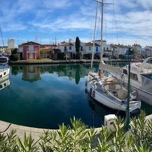 A Port Grimaud
